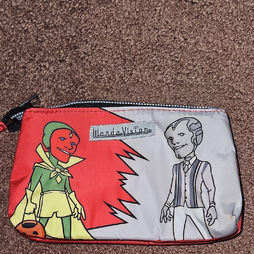 Marvel Wanda Vosion Bioworld Pouch
